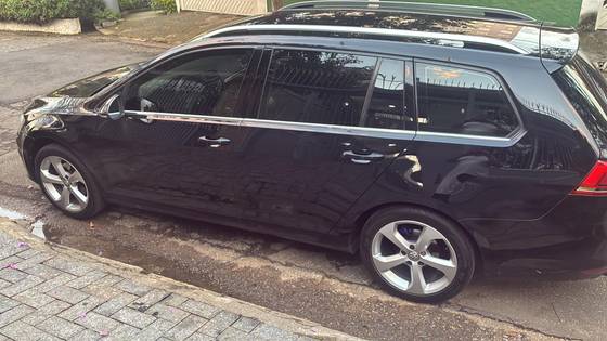 VOLKSWAGEN GOLF 1.4 TSI VARIANT HIGHLINE 16V TOTAL FLEX 4P TIPTRONIC VOLKSWAGEN GOLF 1.4 TSI VARIANT HIGHLINE 16V TOTAL FLEX 4P TIPTRONIC